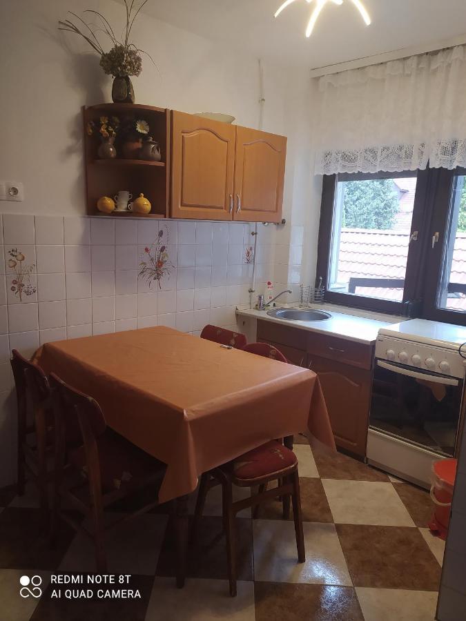 Apartmanház Gabriella Harkány Esterno foto